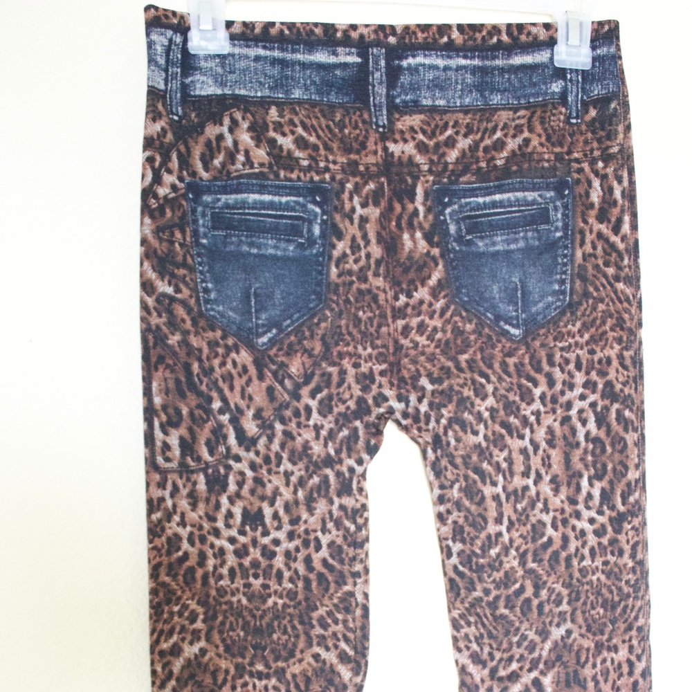 Super cute Leapard and Jean Legging